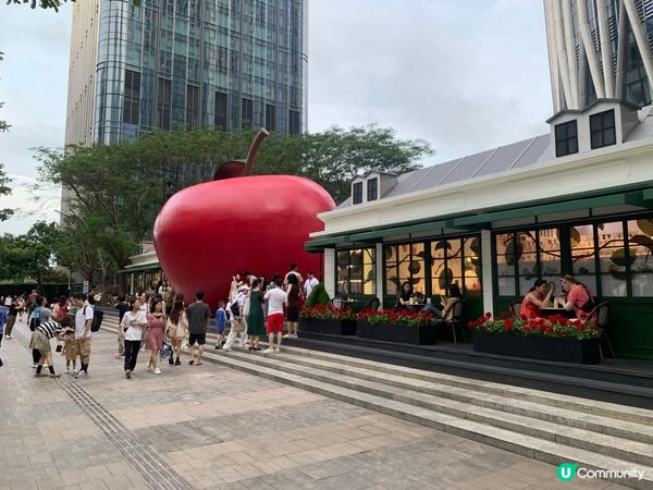 1. 上個月第一次行柴灣的山，望到270度南海 