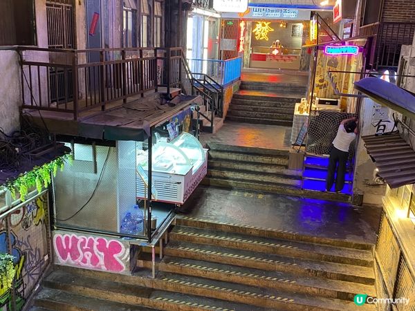 趁住睇完戲的熱潮特登過?深圳的老街站打卡。裝飾很用心，打做八...