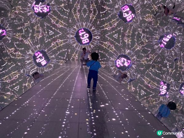 北角匯二期，有巨型花束可打卡