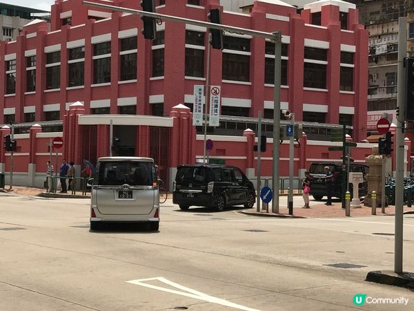 澳門三盞燈，這間飯店的羊肉咖喱飯，非常惹味，羊肉入味和好燜，...