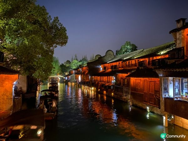 杭州烏鎮景色怡人，尤其黃昏至晚上的迷人夜景實在令人瘋狂打卡！...