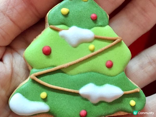 最喜歡糖霜餅乾，因爲好甜好重牛油香，每一口都是香脆可口的味道...