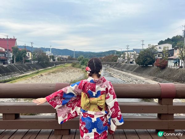 早前去到日本飛驒高山旅行，特意租了和服體驗日本文化，在這古色...