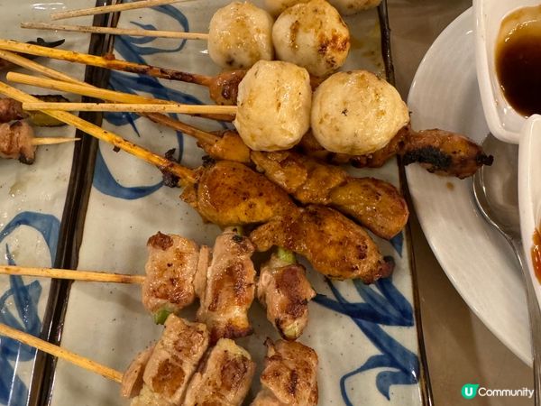 串燒店環境舒適優雅,食材新鮮美味,烹調手法熟練,服務態度友善...