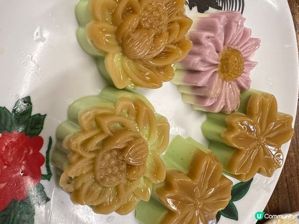 豆姨姨泰式廚房，正宗泰北菜。推薦 泰式拼盤，泰式邊爐。