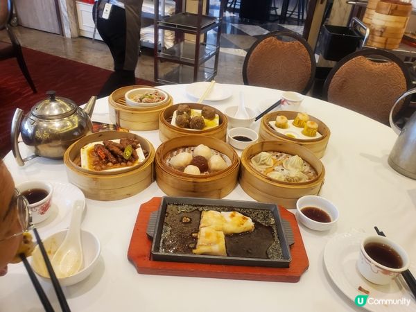 飲茶傳統廣東飲食文化，是廣東獨有的一個活動，基本出了廣東地區...