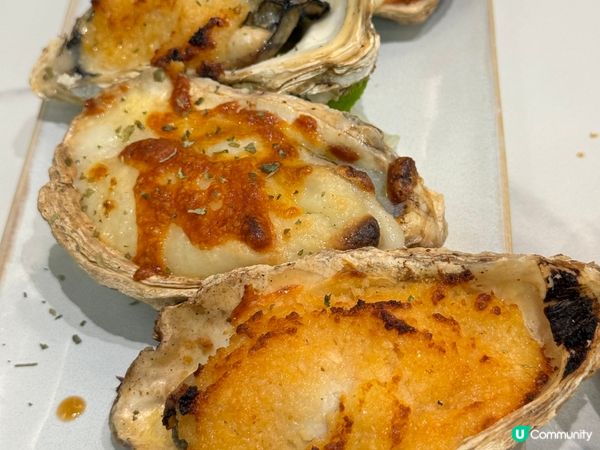 餐廳提供性價比高的午餐，牛扒肉汁豐富及新鮮。