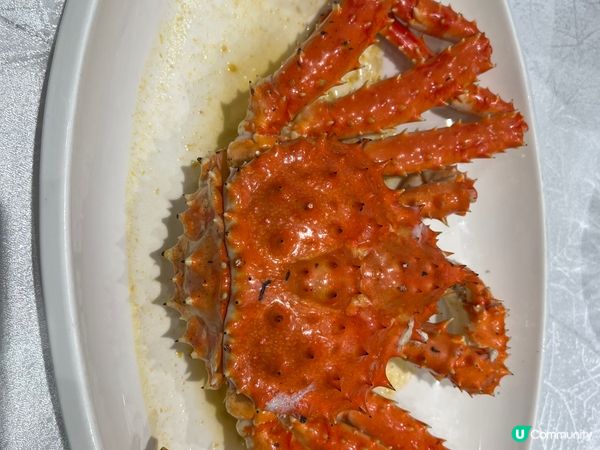 茶皇殿，帝皇蟹套餐，款式多，味道好，食材也新鮮，服務員態度很...