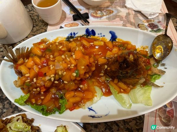 食物精美、賣相可以、可口美味、北京填鴨松子魚、回鍋肉、魚香茄...