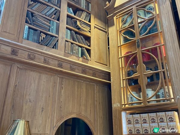 台中旅行，三井 outlet 好多嘢買。逢甲夜市好逛，食物種...