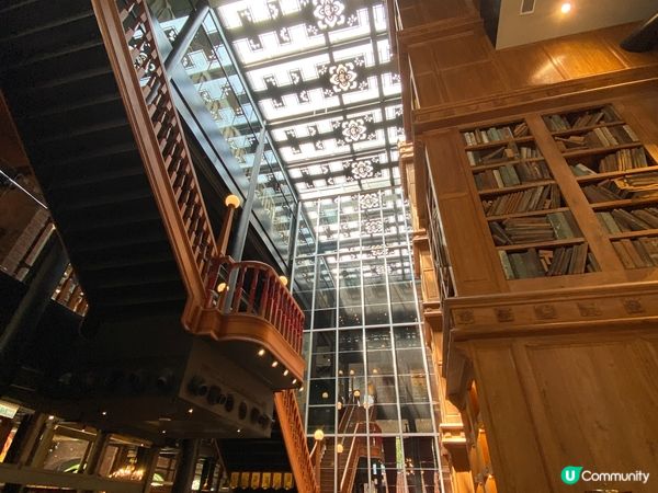 台中旅行，三井 outlet 好多嘢買。逢甲夜市好逛，食物種...