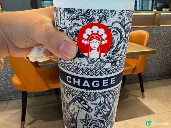 1.霸王茶姬 2.奈雪的茶 3.白玉串城