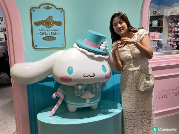 韓國星空圖書館、肉桂狗咖啡店，都是很有名的景點