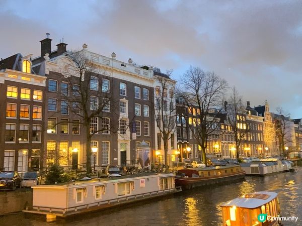 荷蘭的Amsterdam, 很有特色一排排的小屋，整個城市都...
