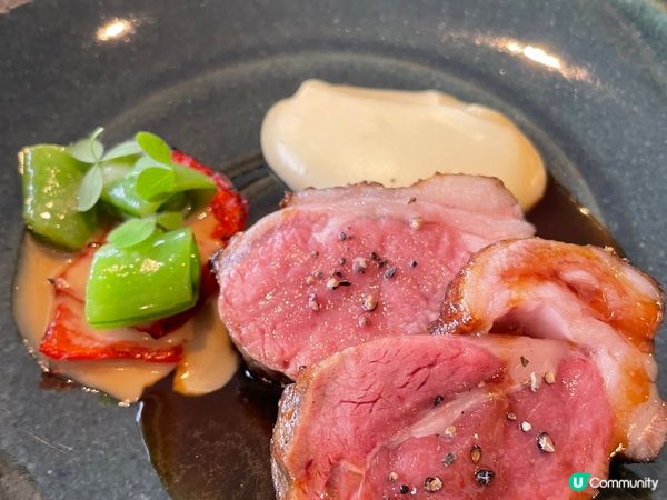 係K11睇住海景，食住美食，無限時間，坐低慢慢同朋友傾計影相...