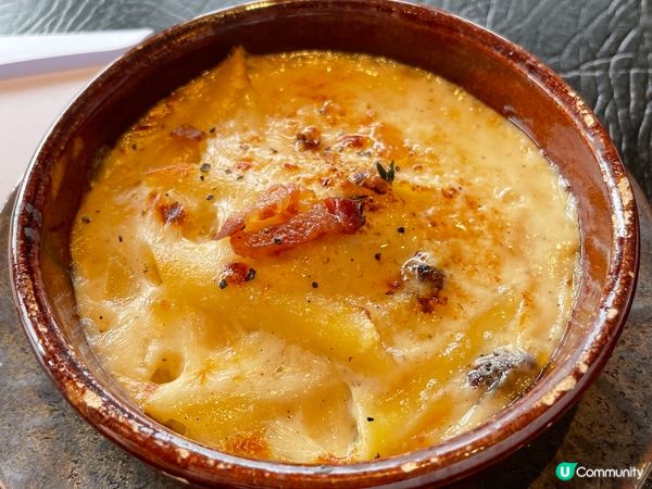 係K11睇住海景，食住美食，無限時間，坐低慢慢同朋友傾計影相...