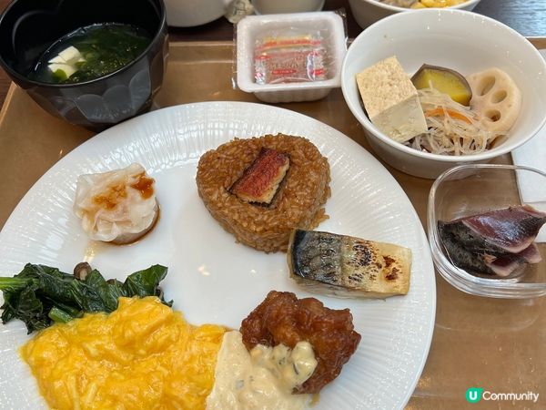 日本宮崎Art Hotel. 酒店早餐雖然只有一個偏廳擺放，...