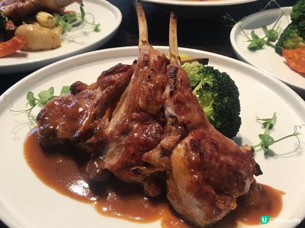 美孚小店?滿軒，無論係扒類定意粉都頗具水準，價錢亦合理，推薦...