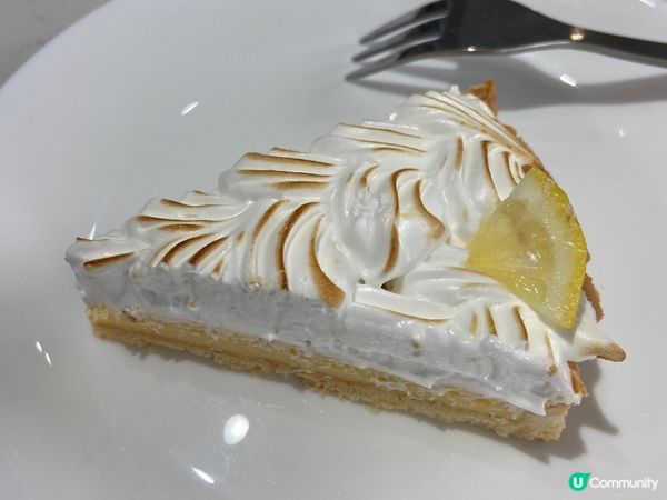 荃灣豬腳米線，湯好濃郁好黏口有膠質，好好飲，$38一碗又抵食...