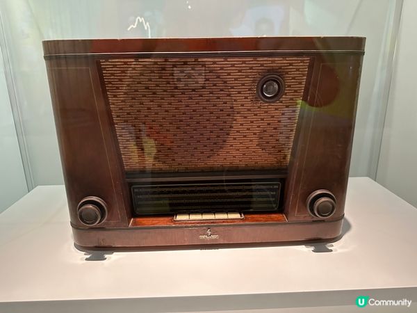 滄海一聲笑-黃霑