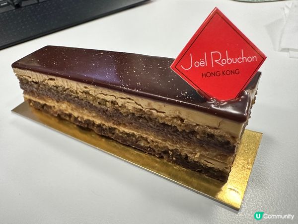 高水準甜品,朱古力蛋糕口感豐富,層層有驚喜!大家可以試下將一...