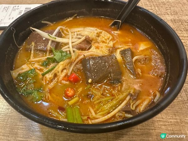 水煮鴨血滑牛米線