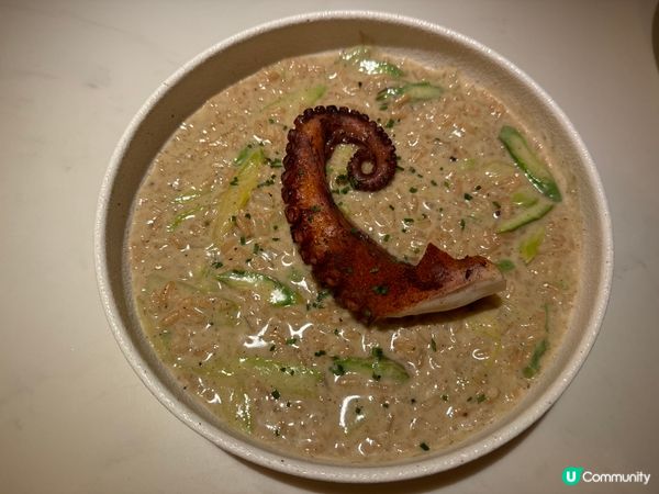 中環聚會餐廳✨ 簡約時尚寬敞 🏙️