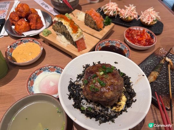 環境氛圍:店內裝潢融入了大量日本動漫元素,氣氛輕鬆活潑,深受...