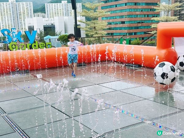 一足即發！⚽️⚽️ 球迷們住進球場啦！🎉