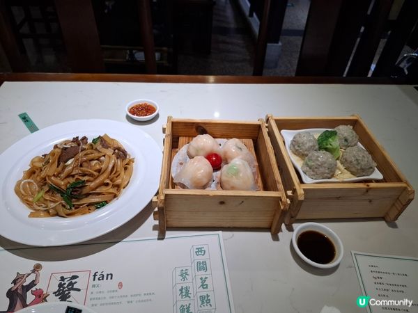 去了深圳黃貝嶺附近食嘢，出名酒樓的食品不是眾人所講咁好味 ，...