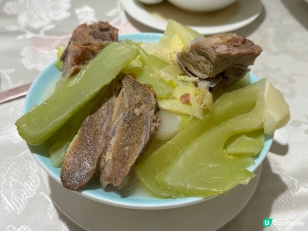 「【深圳美食打卡】佳寧娜潮州菜館| 鮮到爆汁煎蠔餅，滋味十足...