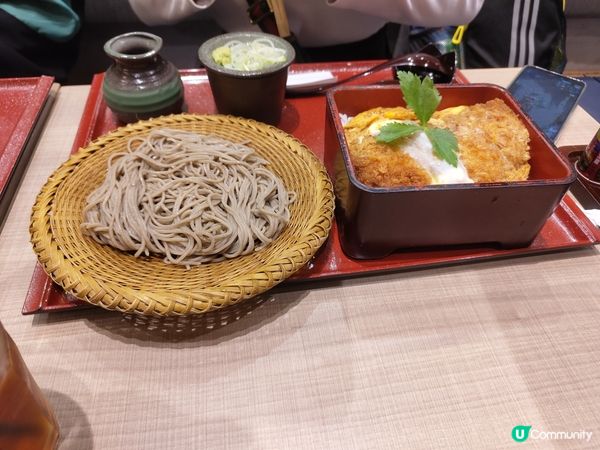 日本黑熊市場新鮮魚生，日式料理鐵板燒及吉烈豬扒烏冬定食！