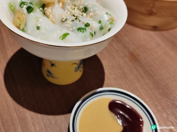 中式點心總是十分精緻，色香味俱全，讓人垂涎欲滴。今次和朋友相...