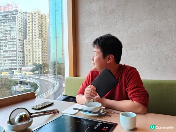 銅鑼灣新體驗！💺 電梯有位坐，仲食埋爆炒石頭鍋！🔥