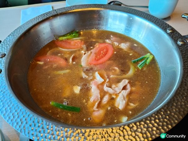 銅鑼灣新體驗！💺 電梯有位坐，仲食埋爆炒石頭鍋！🔥