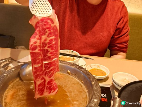 銅鑼灣新體驗！💺 電梯有位坐，仲食埋爆炒石頭鍋！🔥