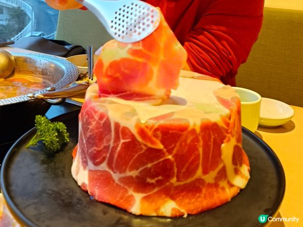 銅鑼灣新體驗！💺 電梯有位坐，仲食埋爆炒石頭鍋！🔥