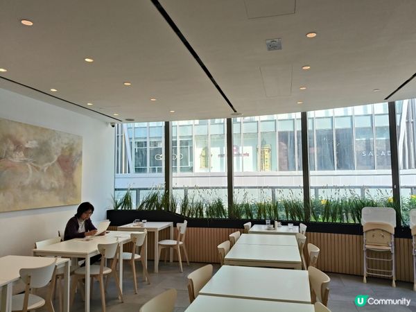 咖啡拉花藝術：飛馬與公雞