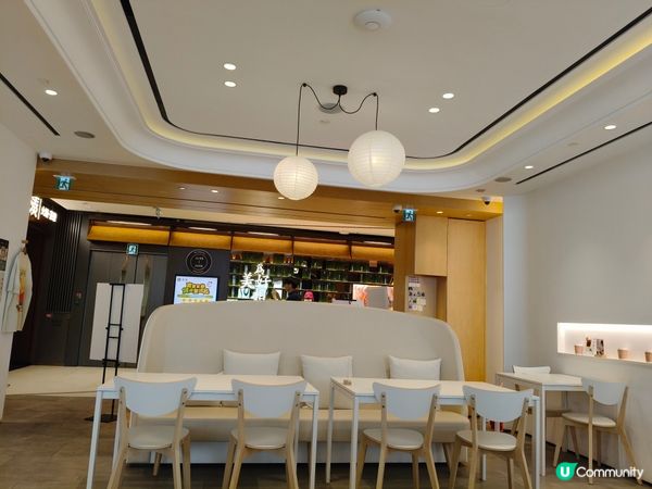 咖啡拉花藝術：飛馬與公雞