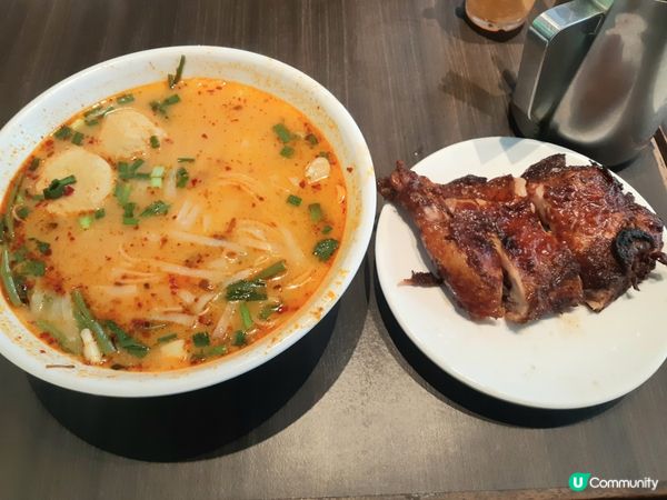 德福泰廚房子 🌶️ 食評：冬陰功湯烤雞髀金邊粉 🤤