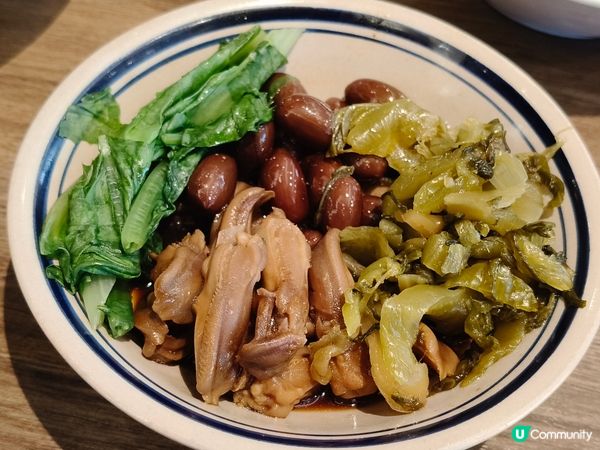 段純貞牛肉麵🍜！湯濃麵彈，正宗台灣味😋！