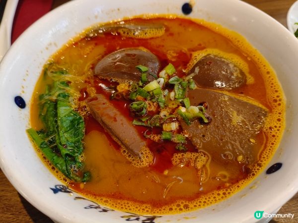 段純貞牛肉麵🍜！湯濃麵彈，正宗台灣味😋！