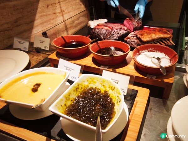 帶爸媽到黃竹坑I-O-N嘆自助餐😋