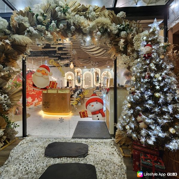 觀塘📍 峇厘渡假風度假cafe×濃厚聖誕氣氛聖誕大餐