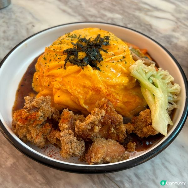 台式炸雞咖喱蛋包飯