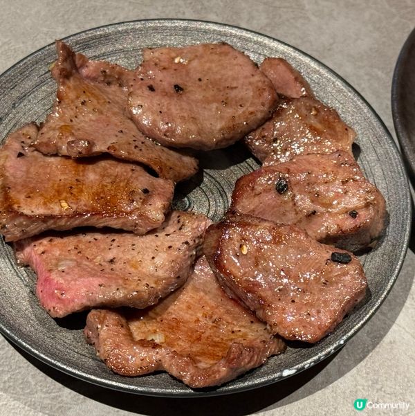 牛舌燒到脆脆邊！😋