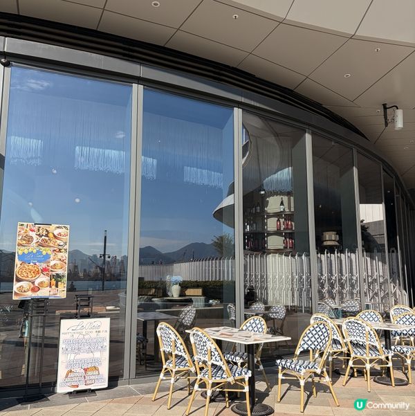 🌊 啟德體育園主場館後面嘅美食海灣真係一個好chill嘅地方...