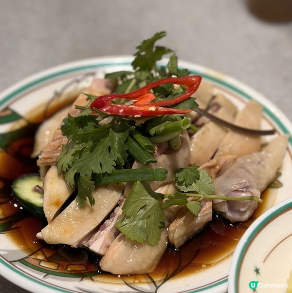 嚟到怡保當然要即刻衝去食經典芽菜雞啦!直衝去老字號安記,一坐...
