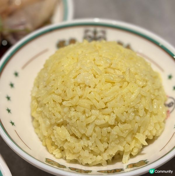 嚟到怡保當然要即刻衝去食經典芽菜雞啦!直衝去老字號安記,一坐...