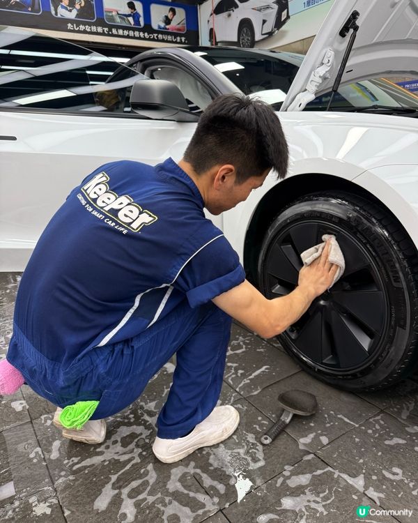 白色車最驚黑眼淚,嚟 KeePer 洗完即刻白返晒!環境舒服...